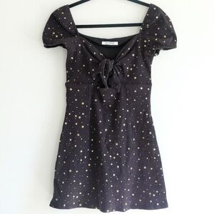 Glamorous tie front tea dress in star print